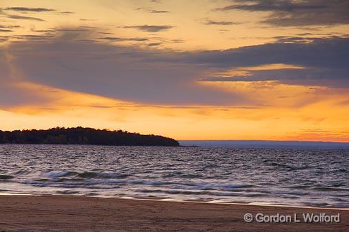 Lake Erie Sunrise_23462.jpg - Point Abino in the near distance, photographed from Canada's south coast at Sherkston Shores, Ontario. 